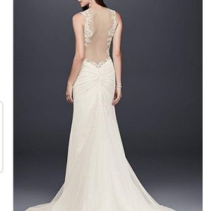 NWT!! Galina Signature Fit & Flare Wedding Gown